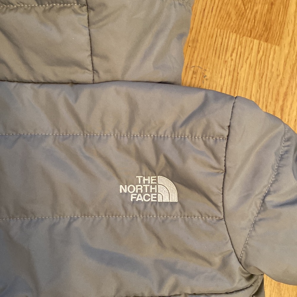 Preowned TheNorthFace Toddler girl reversible jacket 12-18 months Excellent - Picture 4 of 6